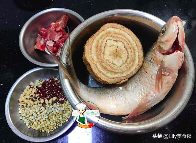 炖鱼汤时，加入一小块粉葛，原来好处这么多，冷天吃它营养不上火