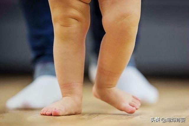 你的育儿经|孩子夏天能不能光脚?别再逼娃穿鞋了,家长都需知道这些