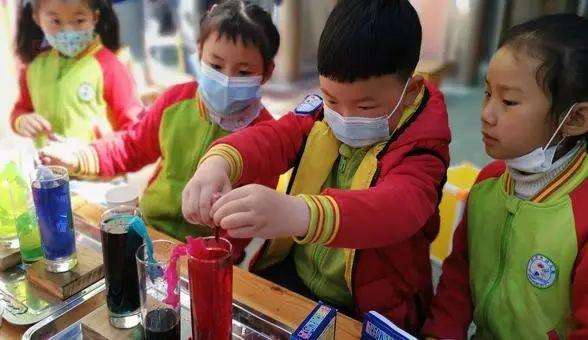 超级宝妈|“六·一”儿童节|州幼儿园的小小科学家们 带你探索奥秘