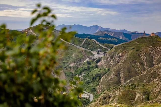 #趣旅游#代县的小伙伴们看过来!雁门关景区继续对代县人免门票啦~
