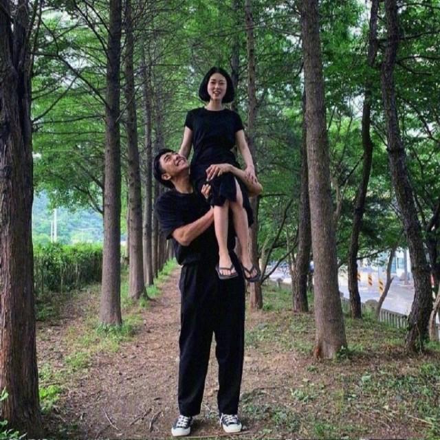 第五大道情侣穿搭来了，走在街上又是甜甜的一对，收藏起来和你另一半穿吧