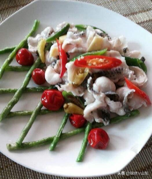 美食精选13道，菜品丰富，营养价值高，大人孩子都喜欢吃！