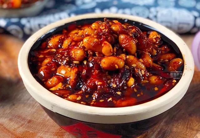 一碗黄豆一把辣椒，不晒不发酵，做法超简单，香辣可口零添加