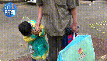 你的育儿经|西安幼儿园开学第一天:有人欢天喜地,有人哭天喊地