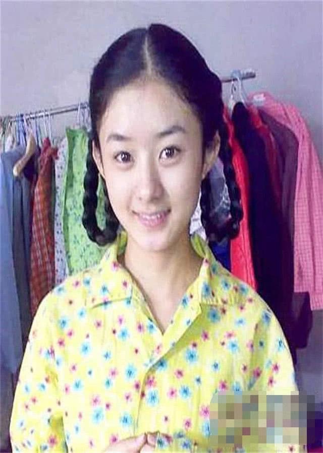 娇软甜伤|赵丽颖16岁，迪丽热巴16岁，鞠婧祎16岁，看到baby：黄晓明赚大了