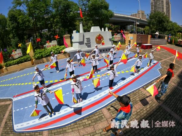 新民晚报|独家述评 | 快乐童年，“起跑姿势”要正确