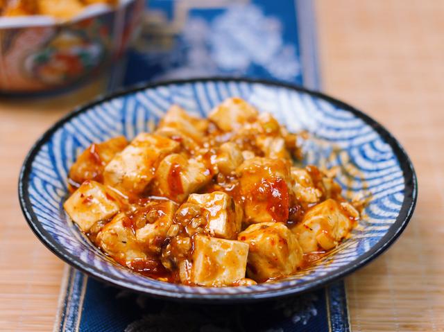 超级下饭的麻婆豆腐，1招搞定豆腐不成型问题，让你用筷子吃豆腐