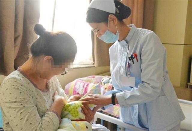 【超级宝妈】二胎妈妈们现在有福了，国家的4种“福利”真贴心，别错过好时机