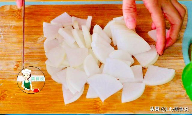 冬天吃萝卜赛人参，拿来这样煮，味道太棒了，做法简单，营养美味