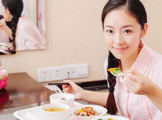 超级宝妈：为什么有的女人生完宝宝后虎背熊腰，有的却越来越瘦？