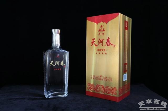 天河酒业举行新品鉴评会，六位中国著名白酒专家参加鉴评