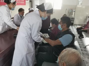 学习党史践初心 健康义诊惠人心 高石碑镇卫生院5.12护士节开展健康义诊活动