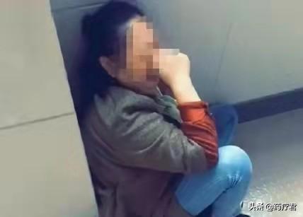 女子背部肩部总是有血印，以为是内衣勒得，结果病情比白血病还重