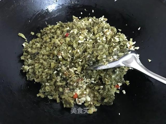 雪菜这样做才最解馋！味道咸鲜，下酒又下饭，真的太香了