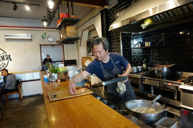 鼓楼|调查｜鼓楼东大街餐饮几个月一洗牌？资本面前，小饭店的倔强