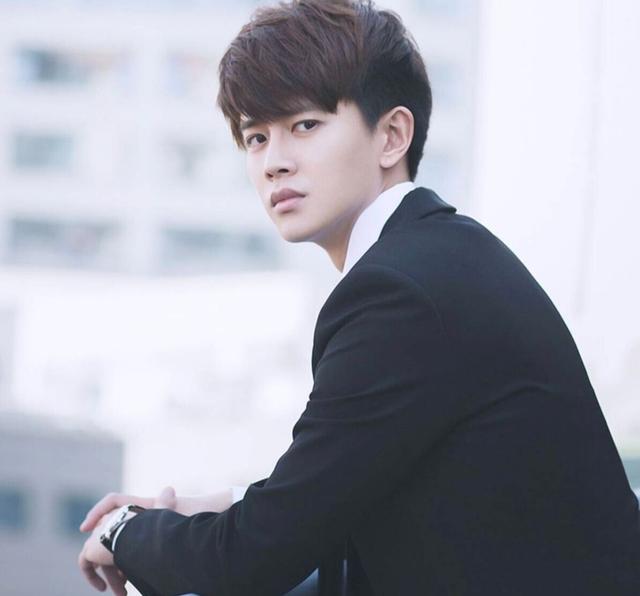 浮生|任嘉伦称不会撩妹，是个带娃能手，这个回答真高情商