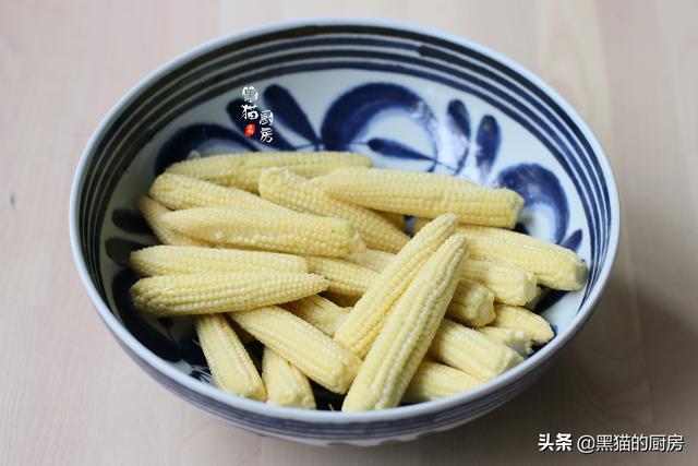 #你的育儿经#晒晒一线城市普通家庭母女俩的午餐，不精致但用心，孩子长个快