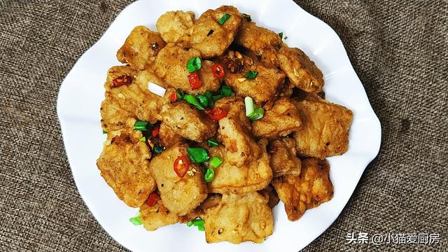 杏鲍菇别再炒了，看看小猫的这种做法，口感外酥里嫩，味好真香