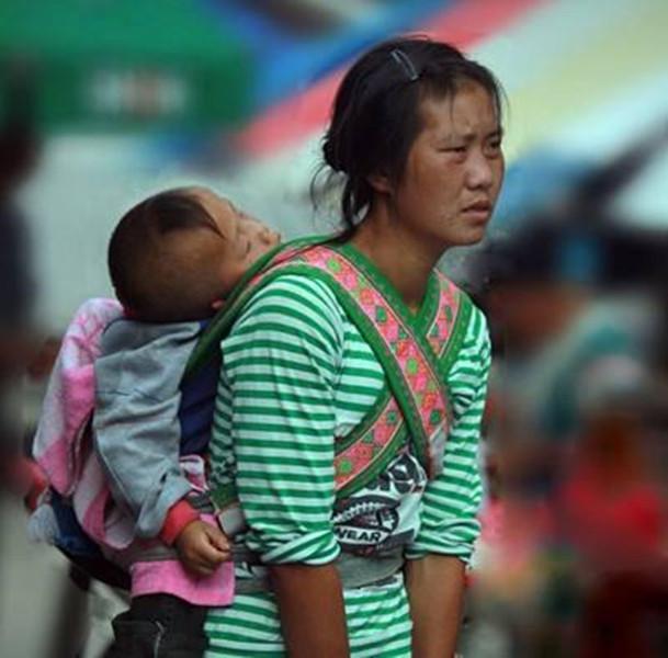 你的育儿经■Papi酱初为人母，发文吐槽“月子没法好好休息”，引起宝妈共鸣