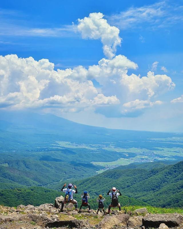 相亲相爱|暖心爸爸晒娃，却把孩子拍成宫崎骏动画，太治愈了