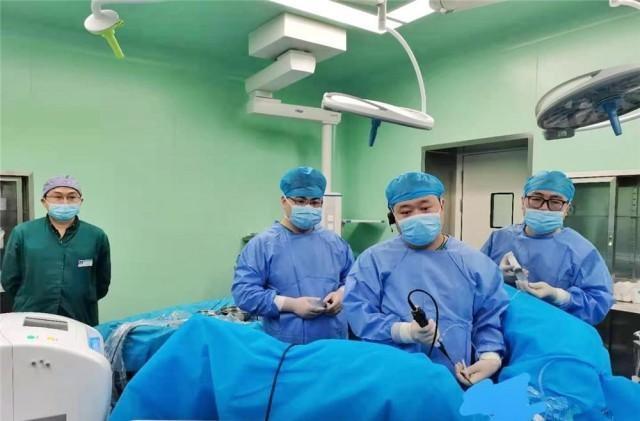 张家界：5台高难手术同频直播教学 提升基层医院救治能力