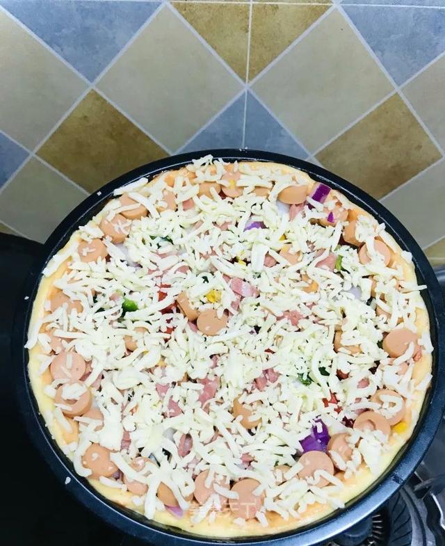 自制家庭版披萨，真材实料，好吃又健康！一点不比餐厅卖的差