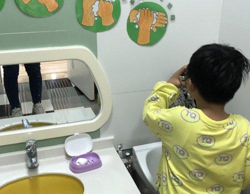 你的育儿经|记者走访｜商州区三叶草幼儿园开学首日，来看看“小神兽”们状态如何