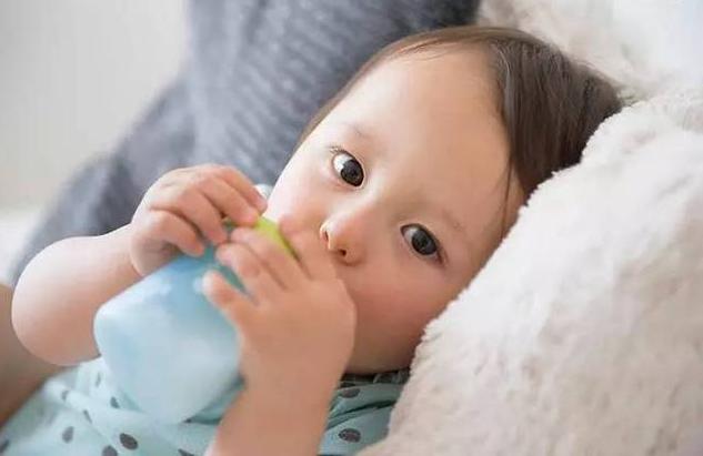 你的育儿经■吃一口等于吃5个垃圾袋，3种零食不要碰，孩子常吃上火还不发育