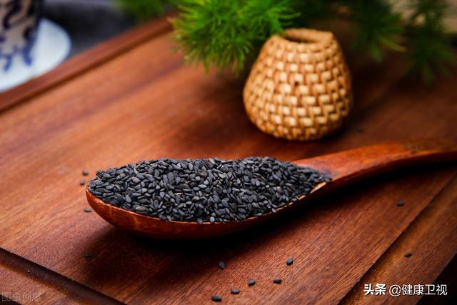 五脏|医圣·张仲景：若想养肾和护发，如此食补，则可免日后服药的苦恼？