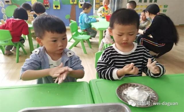 温暖的襁褓|教育｜幼儿时光，幸福园里真情相守
