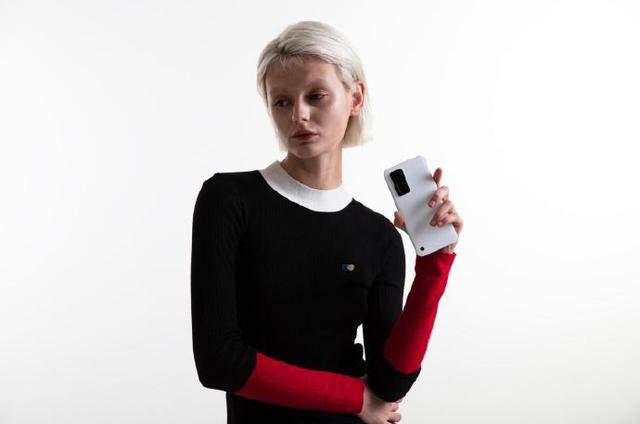 没了罗老师的坚果R2，成了史上最好的坚果手机？