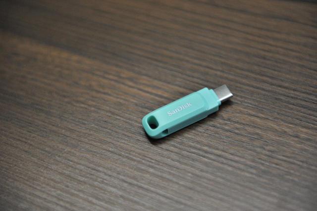 闪迪DDC3 -Tiffany配色的U盘居然这么好看