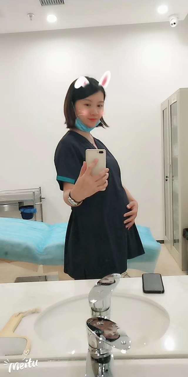 素衣飘扬|37岁初产妇自然顺产无侧切无撕裂无妊娠纹，经验分享