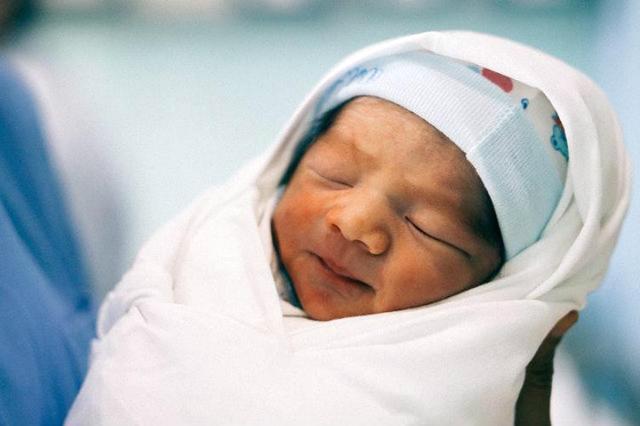 月儿弯|进产房生孩子前,产妇必备的5样“生娃工具”,早准备就能少受罪