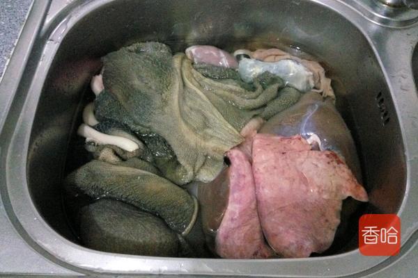 菜市场碰上这肉我从不放过，25元一斤肉香还细腻，解馋了