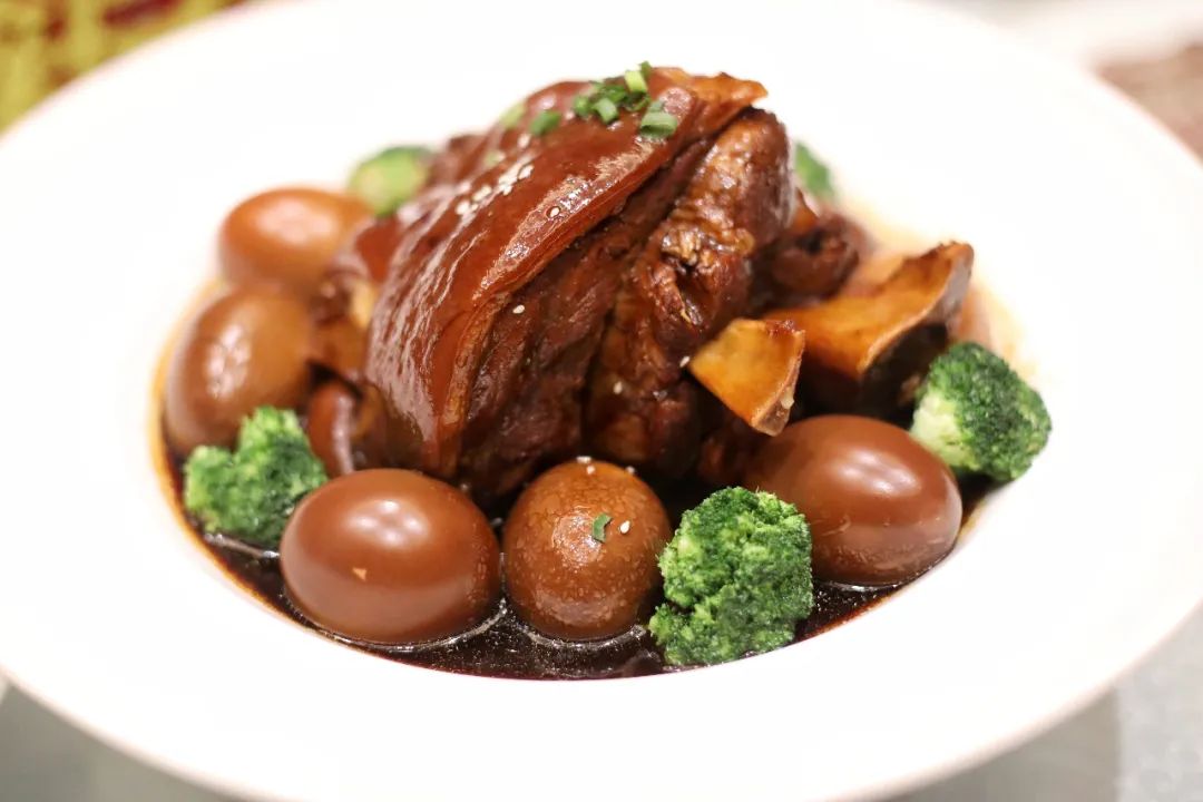 团圆宴|吃的不是菜，是新年好兆头！1688元的江南特色年夜饭吃点啥？