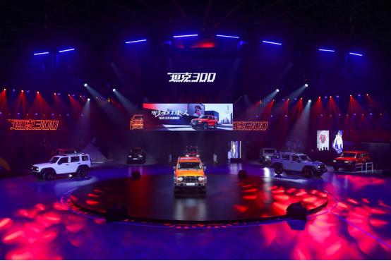 出得越野，进得城市，这辆爆款SUV让很多越野车汗颜