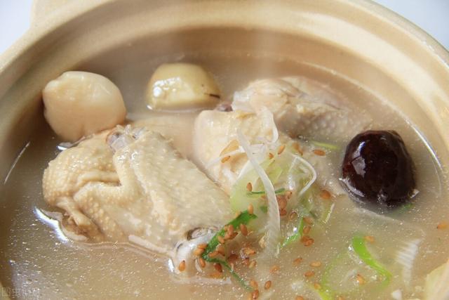 家里炖肉吃，怎么去膻腥效果好？学会这几招，肉香十足，腥味全无