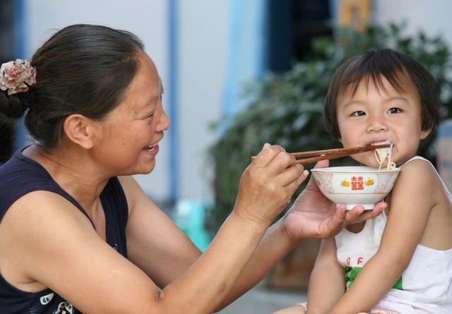 孩子积食不消化，少进食可治标不治本，&quot;疏通&quot;消化才是关键