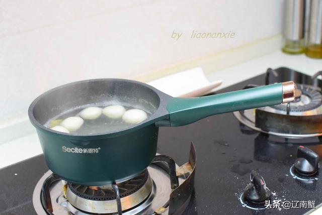 冬天特馋这美食，像汤圆又不是，朋友：才知道还可以这样吃