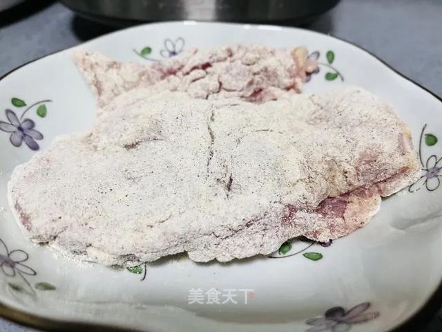 「健康美食」香嫩多汁，口口满足的香煎猪里脊