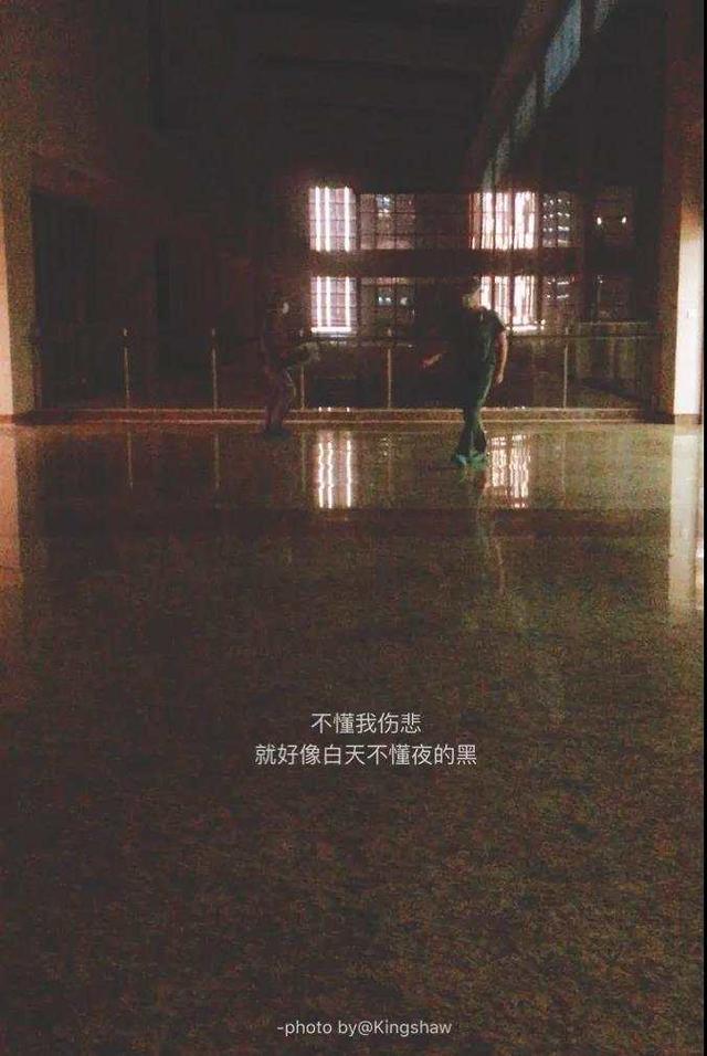 外科医生|“男子看完报告后比耶，我相信他读到一个好消息”，杭州医生“二楼后座”图文今天刷屏