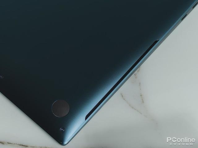 「勇哥科技」华为MateBook X Pro 2020款:多变颜色 优秀体验