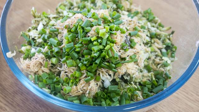 包子还是这种馅的最好吃，鲜美多汁皮薄馅大，比吃肉还香，吃不腻