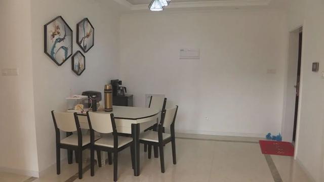 女士|乐山这对夫妻好郁闷，花近万元订制家具，