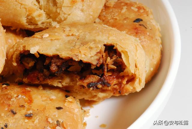 红糖酥饼，酥得掉渣的美食，香甜好吃的家常饼，香得馋哭邻居小孩