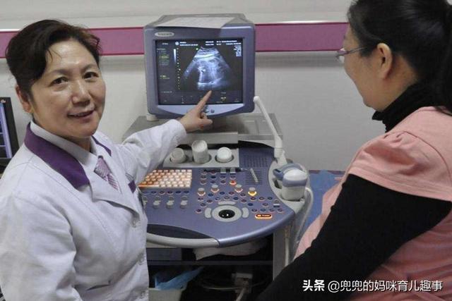 【你的育儿经】怀孕后准妈妈是左侧睡还是右侧睡好？妇产科医生：很有讲究！