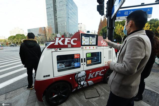 早餐|5G智能无人早餐车亮相上海“早餐工程”进入智能化时代