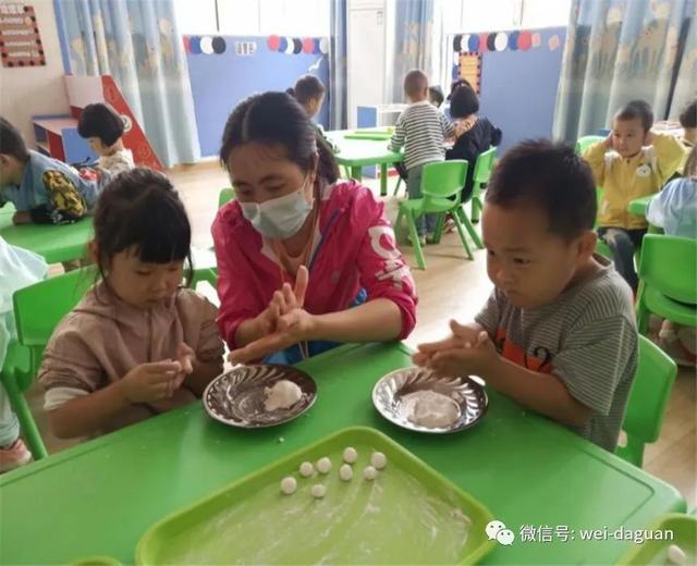 温暖的襁褓|教育｜幼儿时光，幸福园里真情相守