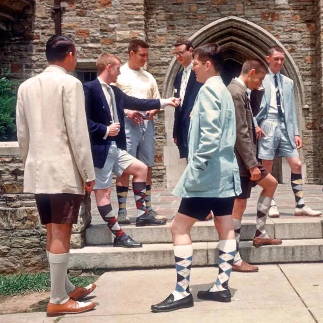 带货女王既可以露腿，又可以藏肉的“职场宝藏单品”